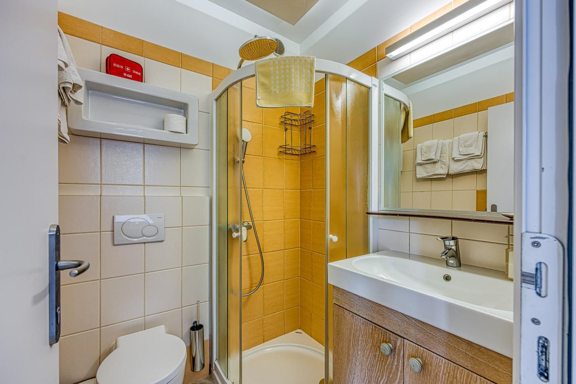 Debeli Rtic Apartments - Happy Rentals Ankaran Kültér fotó